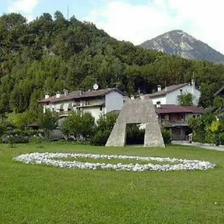 Chalet Rustic Cabin *